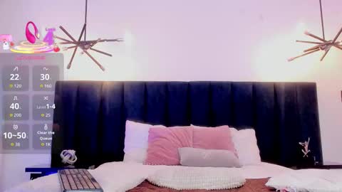 Snapshot of nattashaa7 chatting on September 16, 11:34 am nattashaa online show from September 16, 11:34 am