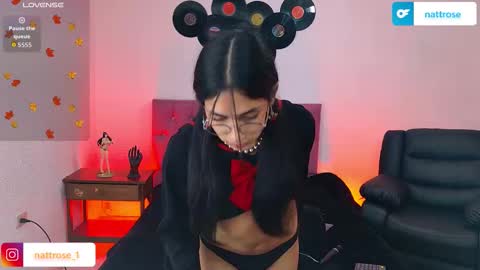 Snapshot of nattrose_ chatting on September 14, 3:46 pm Natt online show from September 14, 3:46 pm