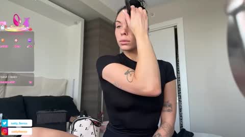 Snapshot of nattywithoutdaddy chatting on February 13, 8:03 pm NATTY FIERROS online show from February 13, 8:03 pm