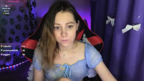 natural_babe666 online show from December 28, 1:38 pm