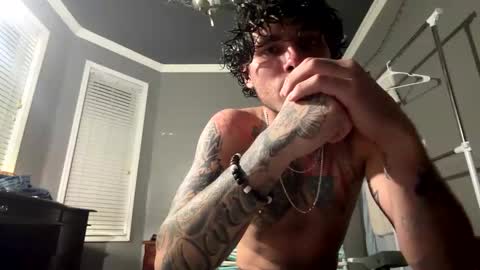 nature_boiii online show from November 4, 5:42 am