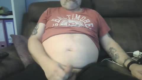 naturistmale45 online show from December 10, 2:06 pm