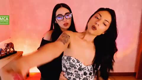 Snapshot of natval_ chatting on December 13, 8:58 pm Natalia Valeria online show from December 13, 8:58 pm