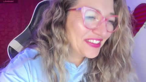 Snapshot of naty__mature_ chatting on February 17, 3:36 am Nataly online show from February 17, 3:36 am