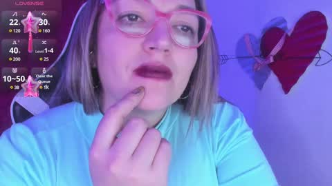 Snapshot of naty__mature_ chatting on February 22, 6:28 am Nataly online show from February 22, 6:28 am