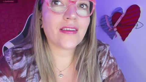 Snapshot of naty__mature_ chatting on March 2, 9:31 am Nataly online show from March 2, 9:31 am