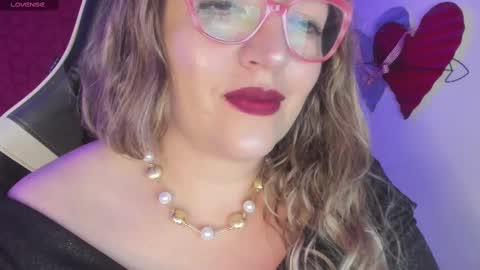 Snapshot of naty__mature_ chatting on February 27, 2:14 am Nataly online show from February 27, 2:14 am