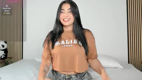 naty_model25 online show from October 17, 9:19 pm