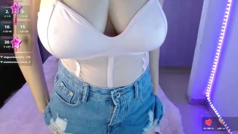 Snapshot of naty_sweet21 chatting on December 16, 1:31 am Natalia online show from December 16, 1:31 am