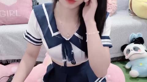 Snapshot of natycutiegirl chatting on September 9, 2:22 am Kiki online show from September 9, 2:22 am