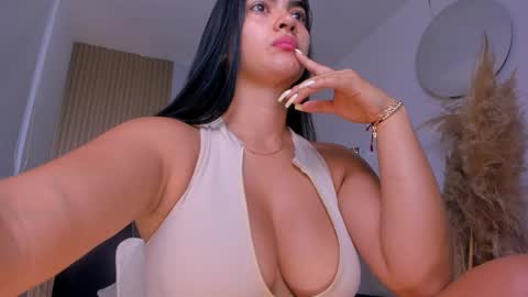 Naty Ferrer online show from September 30, 10:59 am