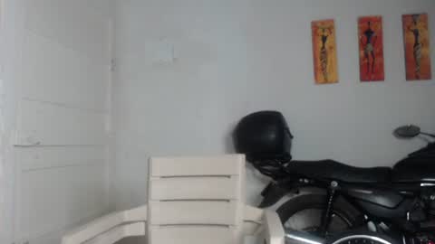 Stella Mcqueen online show from January 3, 11:56 am