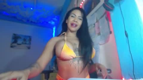 Snapshot of naughty_dollhot chatting on December 22, 11:31 pm IG erika villarroel TikTok erika thedoll online show from December 22, 11:31 pm