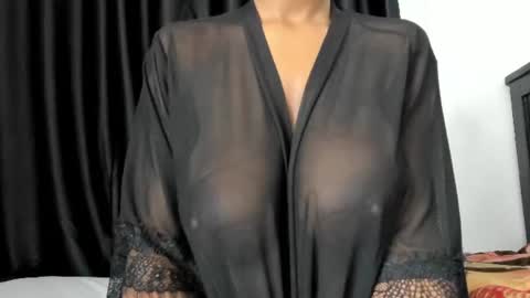 naughty_dreamss online show from July 5, 12:58 am