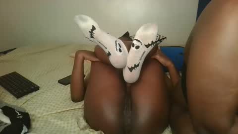 Snapshot of naughty_ellaa chatting on September 18, 12:25 am naughty_ellaa online show from September 18, 12:25 am