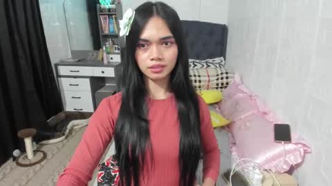Snapshot of naughty_emmats chatting on January 9, 4:49 pm emma online show from January 9, 4:49 pm