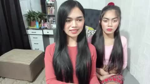 Snapshot of naughty_emmats chatting on February 17, 11:11 pm emma online show from February 17, 11:11 pm