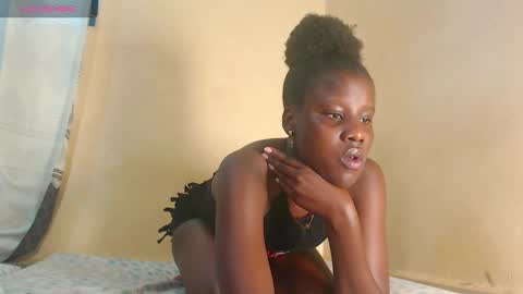 naomi online show from September 18, 1:26 pm