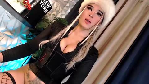 GODDESS LEXIE online show from February 9, 10:00 pm