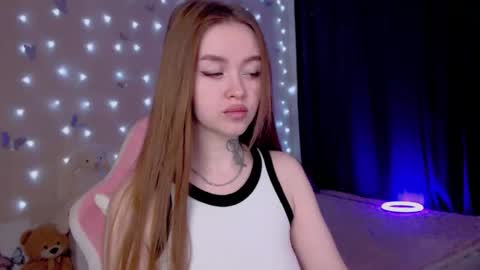 Mable online show from February 3, 1:02 am