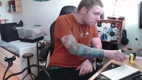 Freyja and Baldur online show from January 25, 2:58 pm