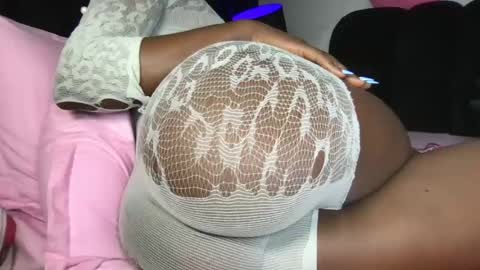 naughty_sandrah online show from June 15, 4:37 am