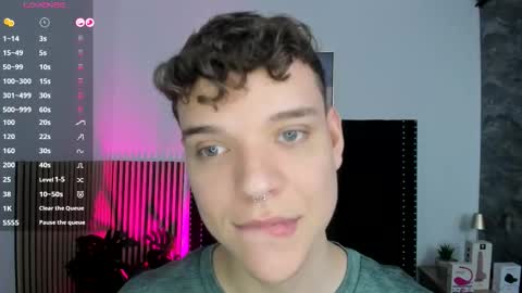 Noah online show from October 22, 12:07 pm