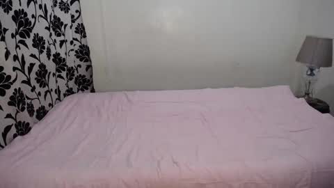 Snapshot of naughtyandsweetx chatting on March 7, 8:56 am May online show from March 7, 8:56 am
