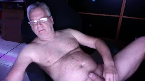 naughtydaddyla online show from December 7, 5:10 am