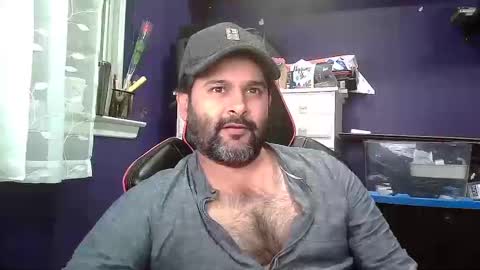Snapshot of naughtydesicock chatting on January 20, 12:04 am sakhtlaundaz online show from January 20, 12:04 am