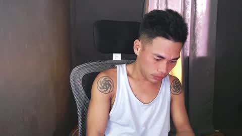 naughtyfuck_boy online show from July 14, 12:25 am