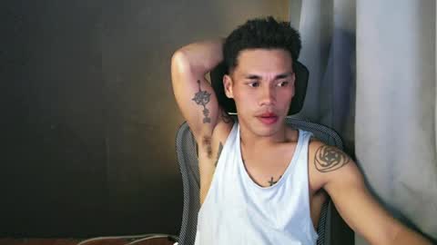 naughtyfuck_boy online show from June 16, 12:31 pm