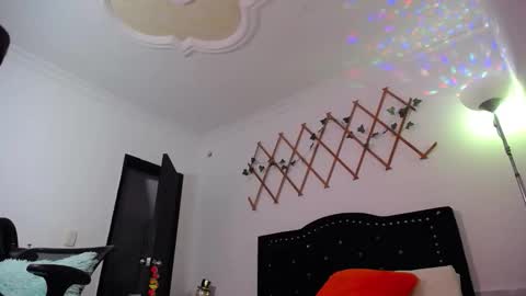 Valeria  online show from November 25, 4:17 pm