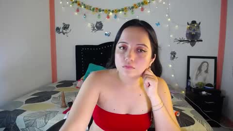 Snapshot of naughtygirl_mmm chatting on March 6, 7:21 pm Valeria online show from March 6, 7:21 pm