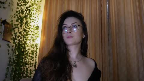 Snapshot of naughtyhomemade17 chatting on March 8, 10:43 am Mya Alexya online show from March 8, 10:43 am