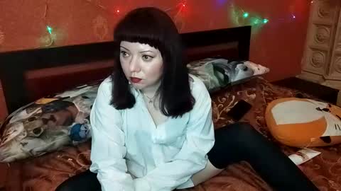 housewife Eva online show from February 8, 3:31 pm