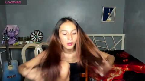 naughtyjanela online show from January 19, 4:22 am