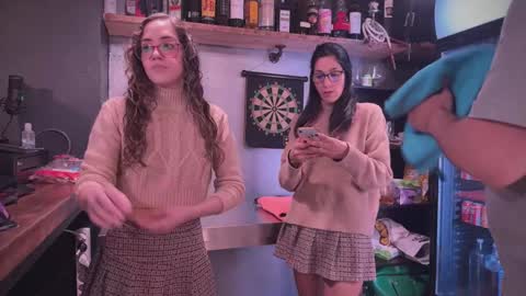 ANDREA STEPH  MIKE online show from January 28, 6:17 pm