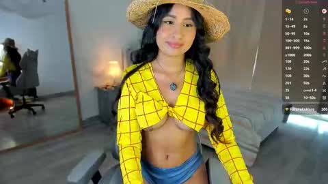 naughtynath_ online show from October 23, 4:19 pm