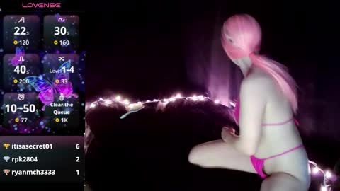 Nova online show from February 10, 8:23 pm