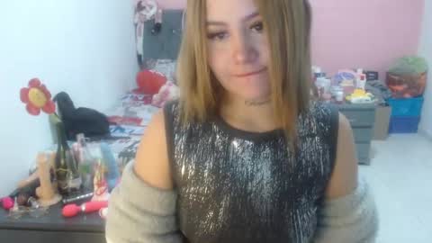 naughtyplayass online show from March 12, 12:57 pm