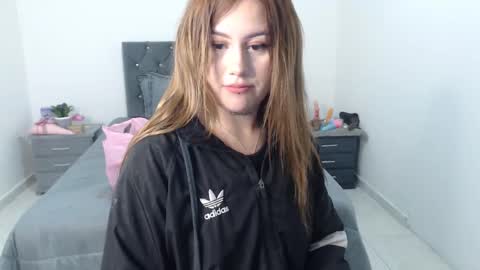 naughtyplayass online show from September 25, 7:54 pm