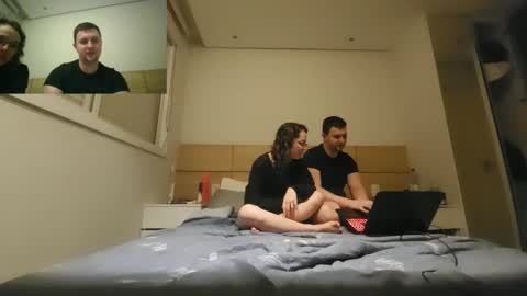 naughtytogetherbrazil online show from January 11, 3:55 am