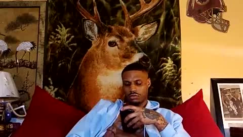 Snapshot of naughtyy_ken chatting on January 17, 7:27 pm Mekhi or Khi online show from January 17, 7:27 pm