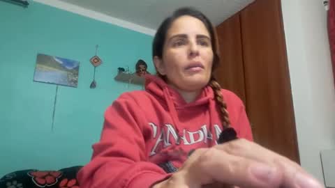 Snapshot of naugthymilf23 chatting on October 9, 1:11 am keyra online show from October 9, 1:11 am