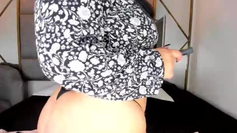 NavannyCattan online show from September 24, 4:52 am