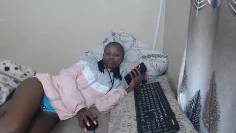 nawtylarissa_ online show from October 17, 7:18 pm