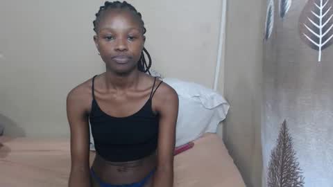 nawtylarissa_ online show from November 10, 3:48 pm
