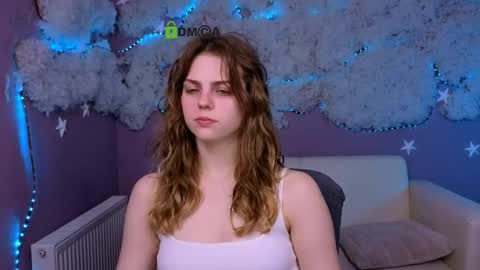 Naya online show from April 14, 7:28 pm