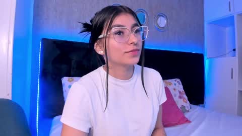 Daniela online show from January 14, 1:28 pm